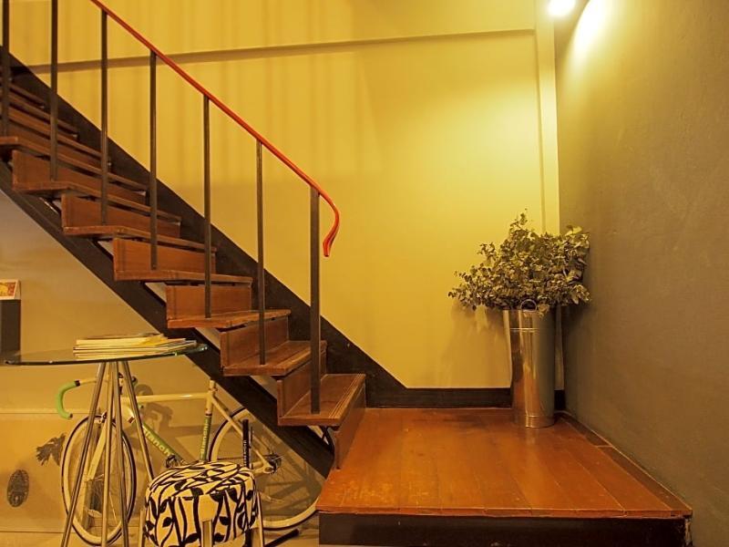 Eden Walking Street Hostel Chiang Mai Exteriör bild